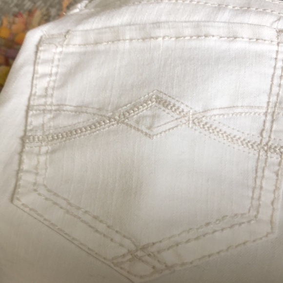 White jeans - Picture 6 of 6